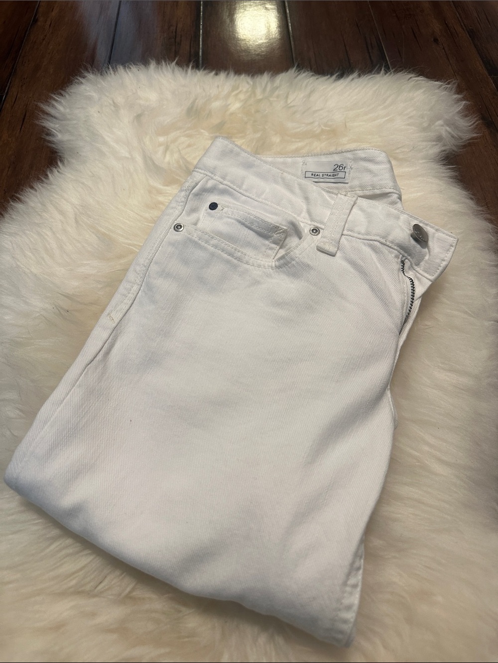 New without the tags white jeans